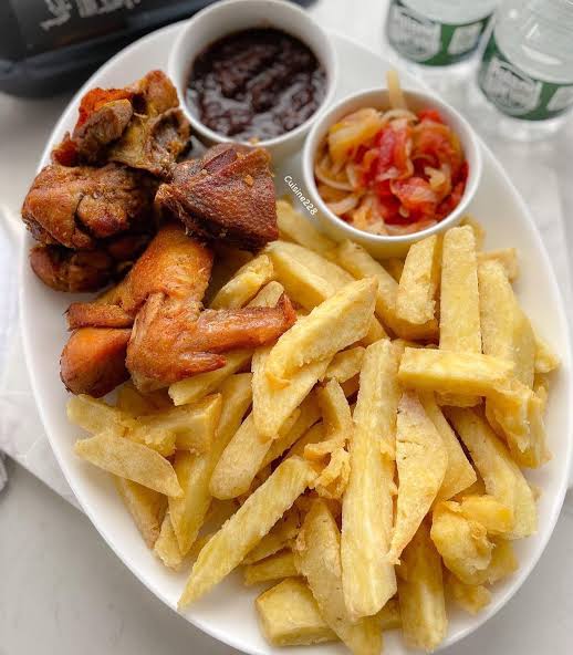 Grilled Chicken with Fried Yam
